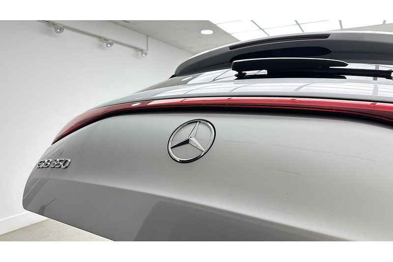 Mercedes-Benz EQB EQB 350 AMG Line - U4445