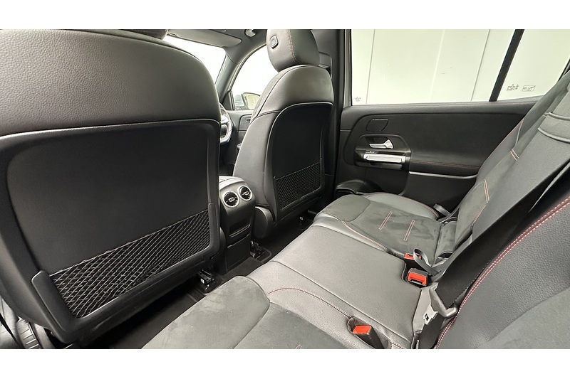 Mercedes-Benz EQB EQB 350 AMG Line - U4445