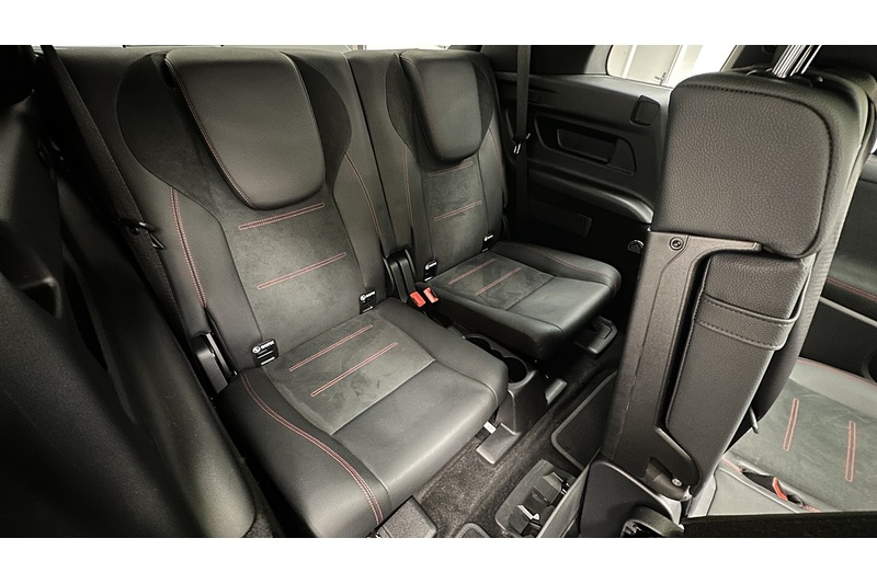 Mercedes-Benz EQB EQB 350 AMG Line - U4445