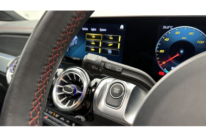 Mercedes-Benz EQB EQB 350 AMG Line - U4445
