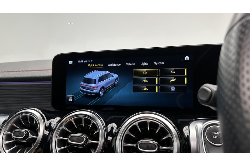 Mercedes-Benz EQB EQB 350 AMG Line - U4445