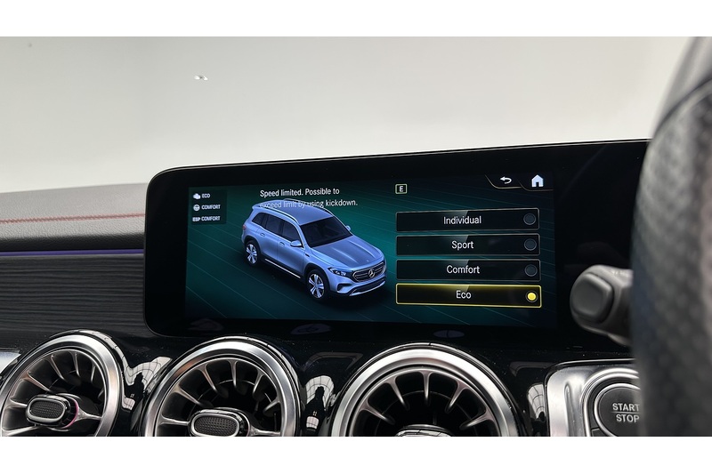 Mercedes-Benz EQB EQB 350 AMG Line - U4445