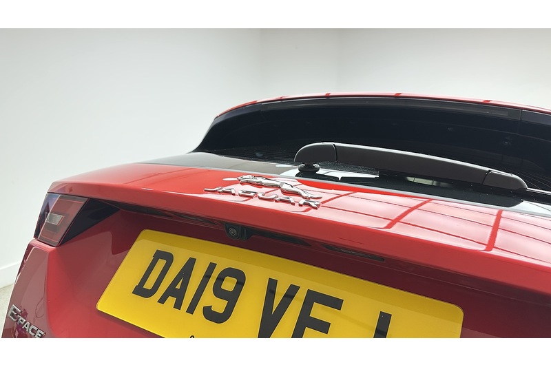 Jaguar E-PACE D180 R-Dynamic HSE - U4451