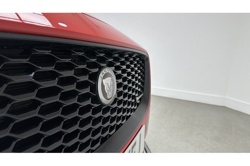 Jaguar E-PACE D180 R-Dynamic HSE - U4451