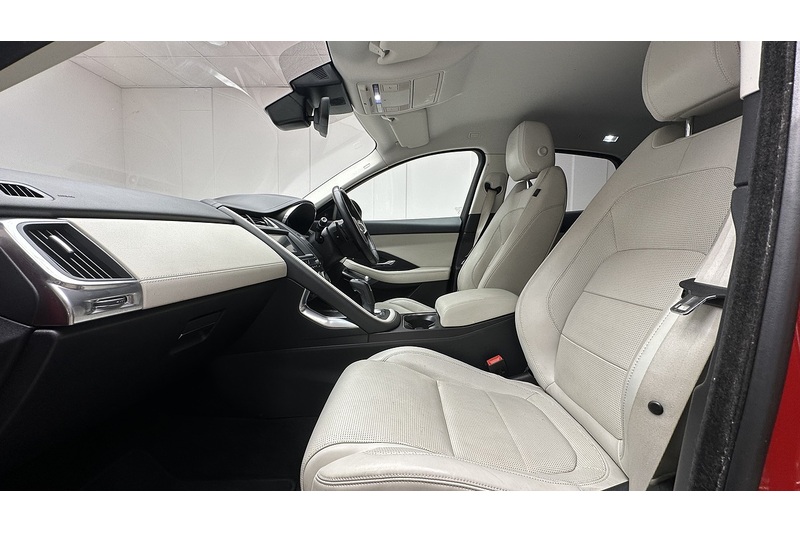 Jaguar E-PACE D180 R-Dynamic HSE - U4451