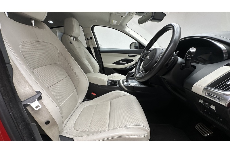 Jaguar E-PACE D180 R-Dynamic HSE - U4451