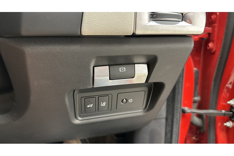 Jaguar E-PACE D180 R-Dynamic HSE - U4451