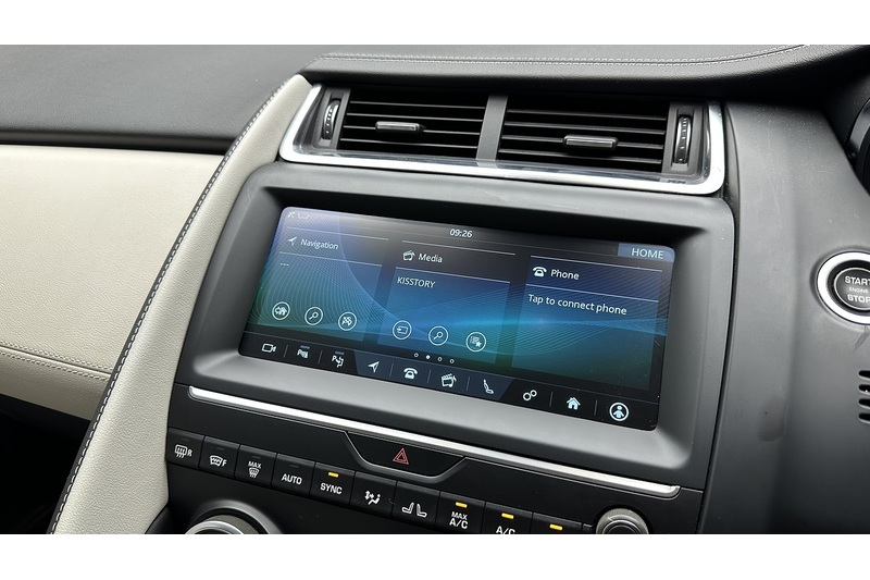 Jaguar E-PACE D180 R-Dynamic HSE - U4451