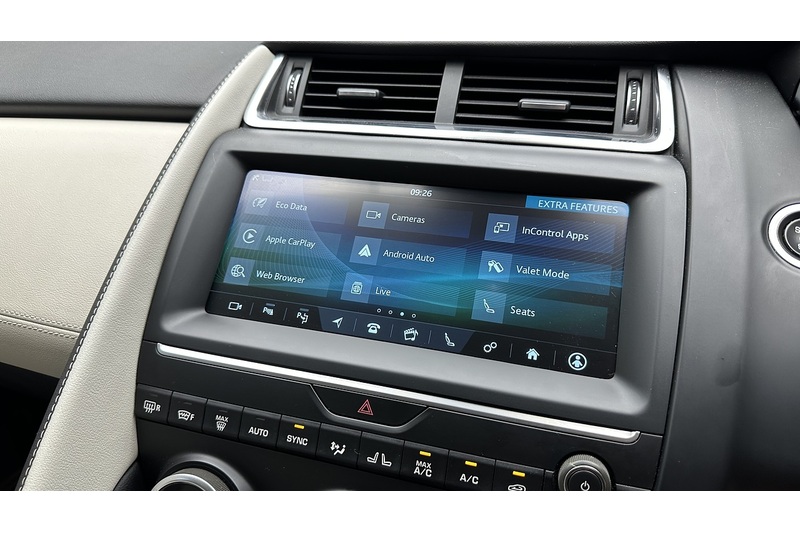 Jaguar E-PACE D180 R-Dynamic HSE - U4451