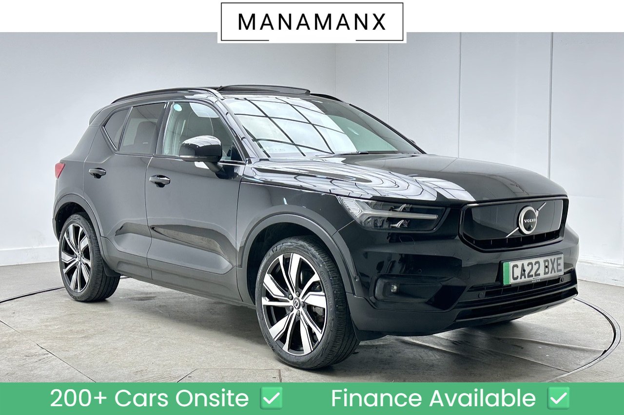 2022 VOLVO XC40