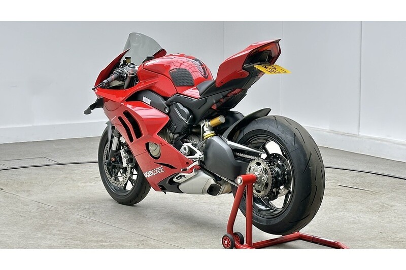 Ducati Panigale V4  - U4487