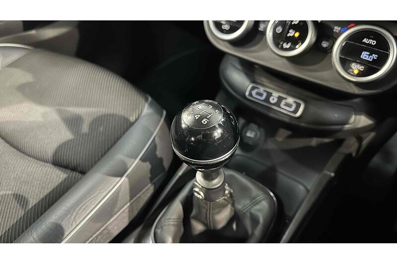 Fiat 500X 1.0 FireFly Turbo MultiAir Cross Plus SUV 5dr Petrol Manual Euro 6 (s/s) (120 bhp) - U45