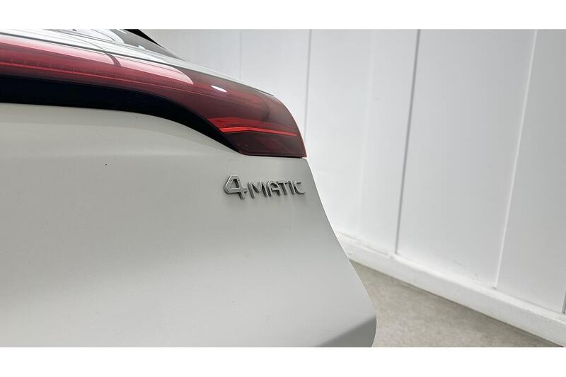 Mercedes-Benz EQC EQC 400 80kWh AMG Line SUV 5dr Electric Auto 4MATIC (408 ps) - U454