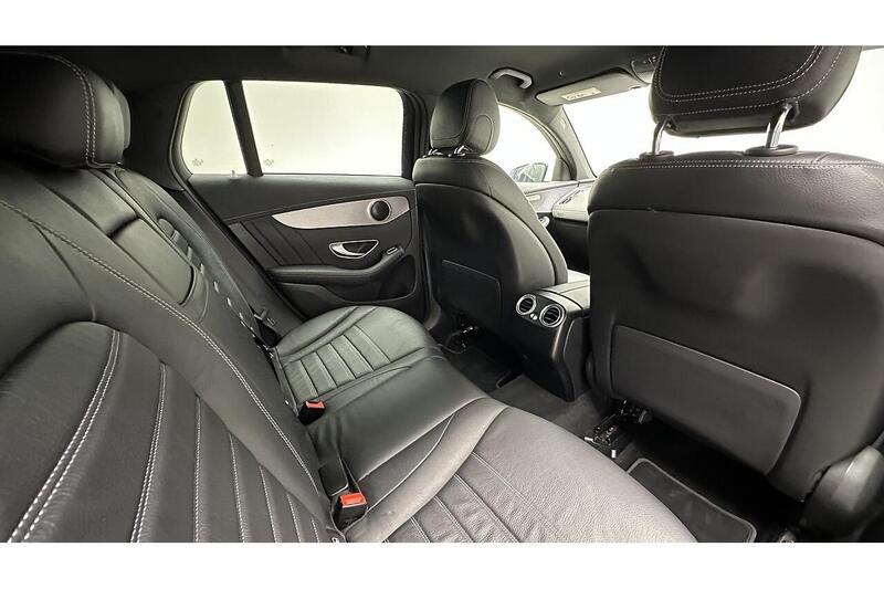 Mercedes-Benz EQC EQC 400 80kWh AMG Line SUV 5dr Electric Auto 4MATIC (408 ps) - U454