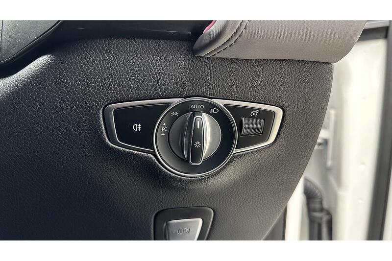 Mercedes-Benz EQC EQC 400 80kWh AMG Line SUV 5dr Electric Auto 4MATIC (408 ps) - U454