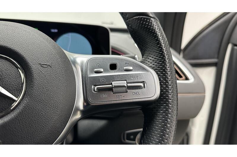 Mercedes-Benz EQC EQC 400 80kWh AMG Line SUV 5dr Electric Auto 4MATIC (408 ps) - U454