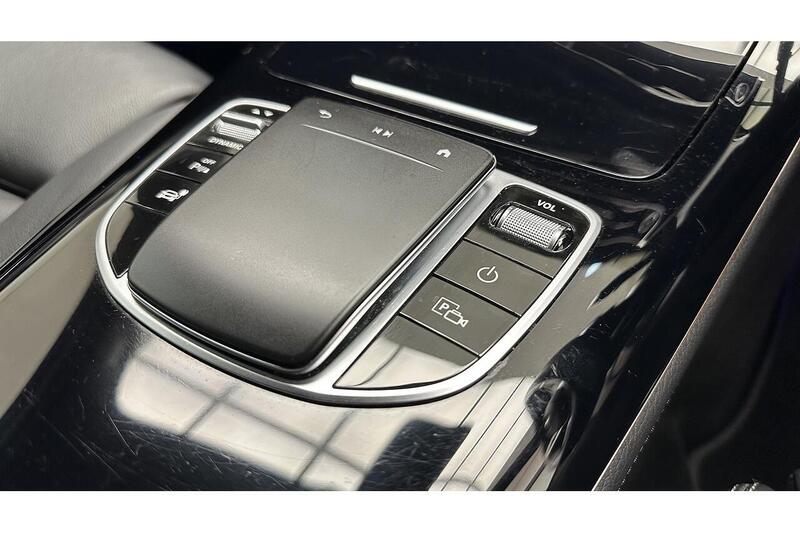 Mercedes-Benz EQC EQC 400 80kWh AMG Line SUV 5dr Electric Auto 4MATIC (408 ps) - U454