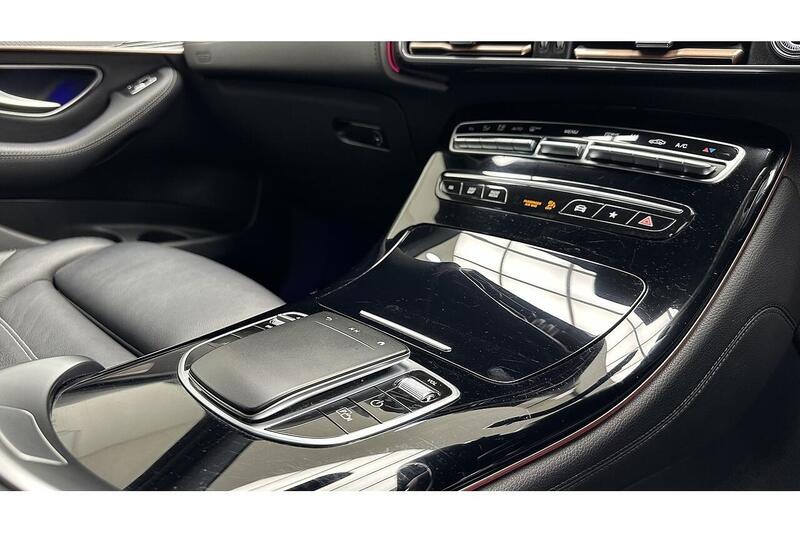 Mercedes-Benz EQC EQC 400 80kWh AMG Line SUV 5dr Electric Auto 4MATIC (408 ps) - U454