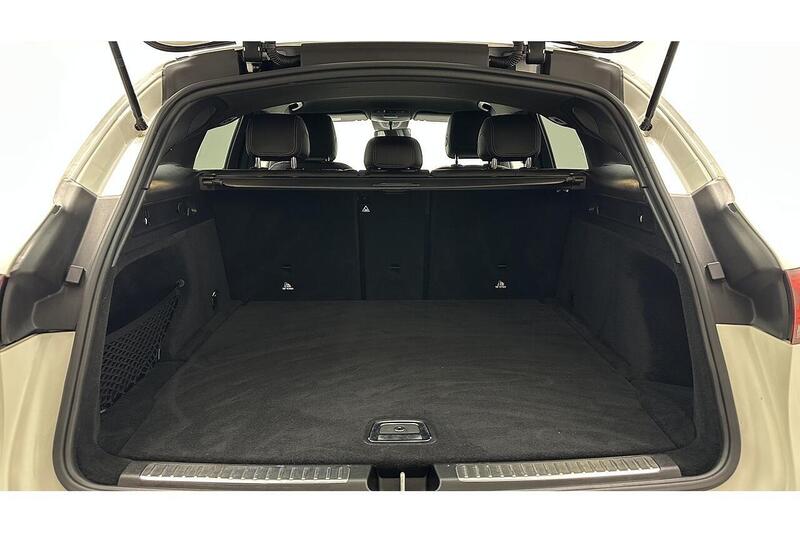 Mercedes-Benz EQC EQC 400 80kWh AMG Line SUV 5dr Electric Auto 4MATIC (408 ps) - U454