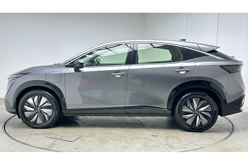 Nissan ARIYA 63kWh Engage SUV 5dr Electric Auto 7.4kW Charger (217 ps) - U458