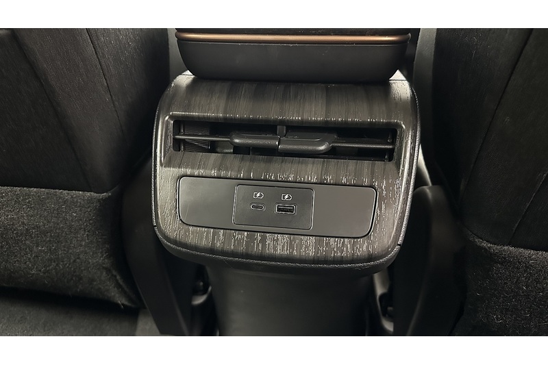 Nissan ARIYA 63kWh Engage SUV 5dr Electric Auto 7.4kW Charger (217 ps) - U458