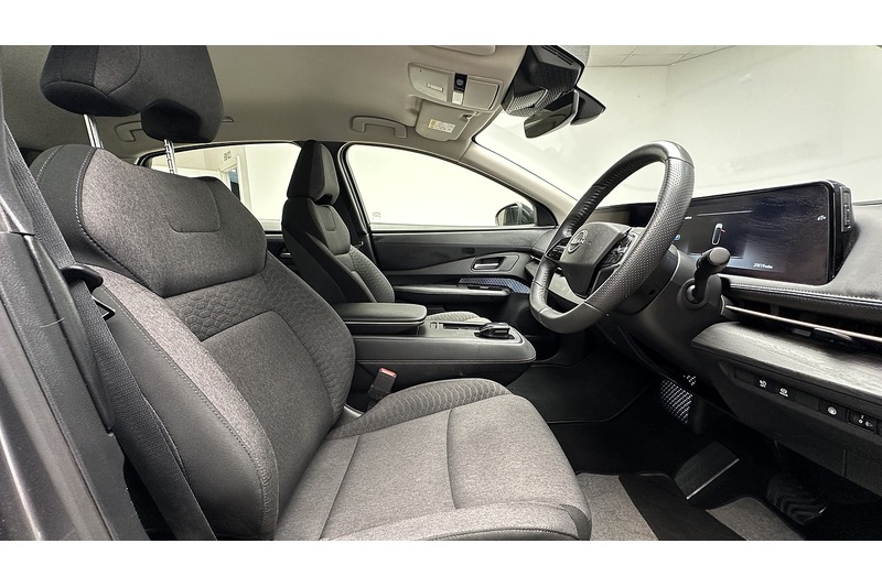Nissan ARIYA 63kWh Engage SUV 5dr Electric Auto 7.4kW Charger (217 ps) - U458