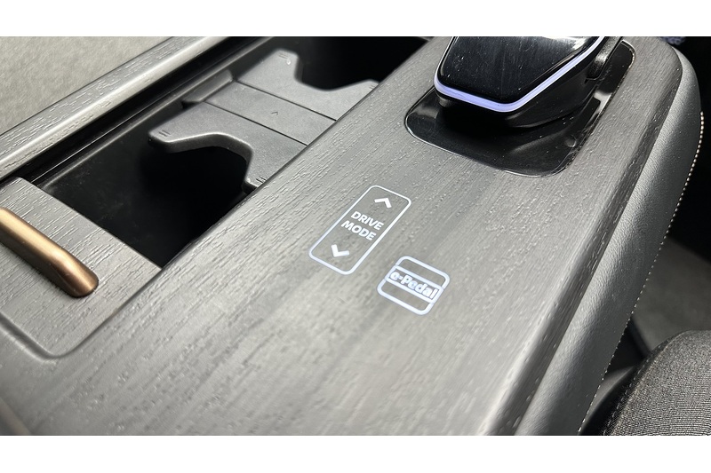 Nissan ARIYA 63kWh Engage SUV 5dr Electric Auto 7.4kW Charger (217 ps) - U458