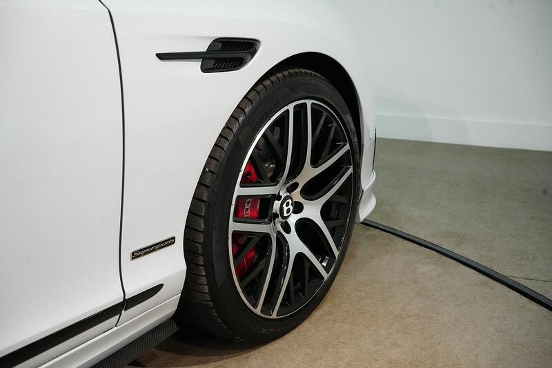 Bentley Continental W12 GTC Supersports - U48