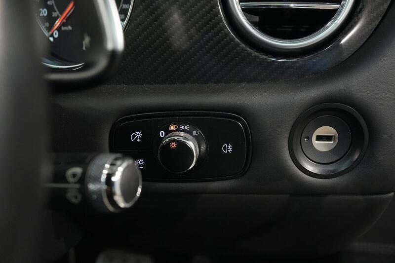 Bentley Continental W12 GTC Supersports - U48