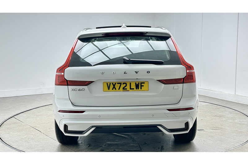 Volvo XC60 h T6 Recharge Plus - U484