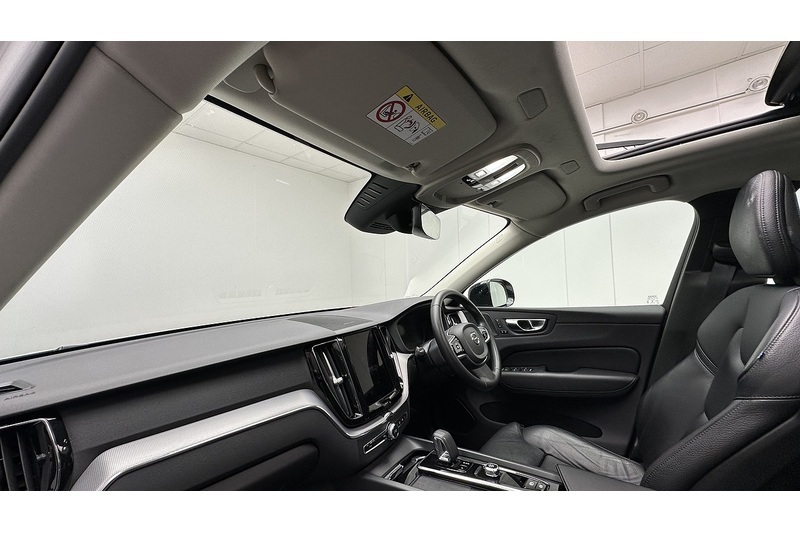 Volvo XC60 h T6 Recharge Plus - U484