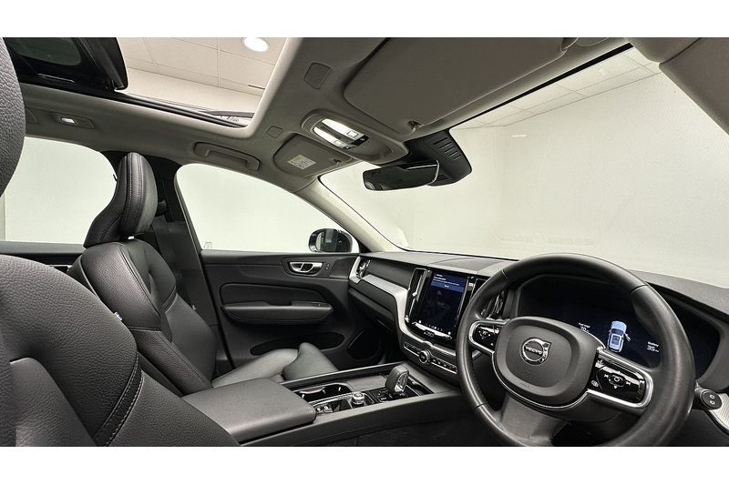 Volvo XC60 h T6 Recharge Plus - U484