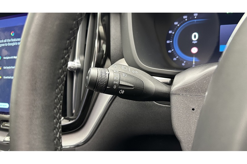 Volvo XC60 h T6 Recharge Plus - U484