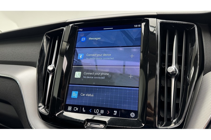 Volvo XC60 h T6 Recharge Plus - U484