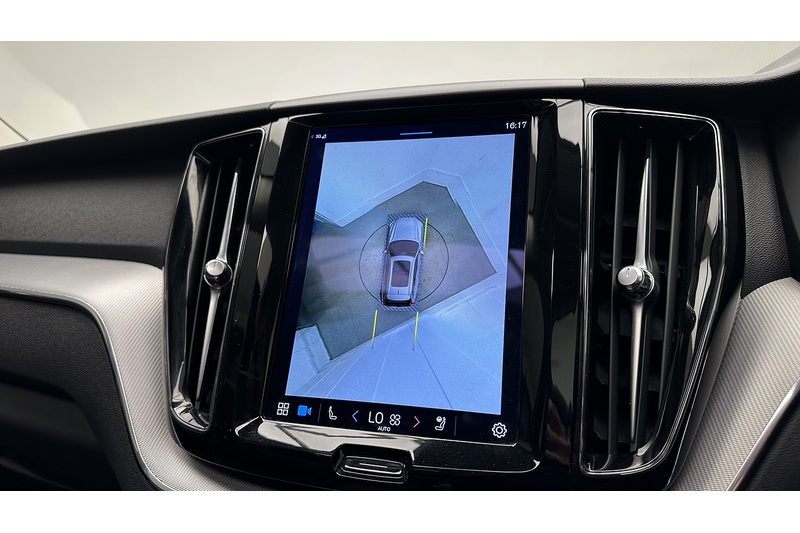 Volvo XC60 h T6 Recharge Plus - U484