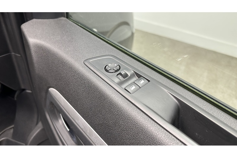 Vauxhall Vivaro Life Turbo D Elite L - U5