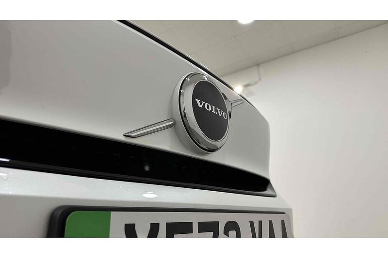 Volvo C40 Recharge 69kWh Plus SUV 5dr Electric Auto (231 ps) - U50