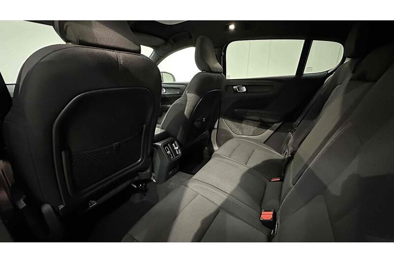 Volvo C40 Recharge 69kWh Plus SUV 5dr Electric Auto (231 ps) - U50