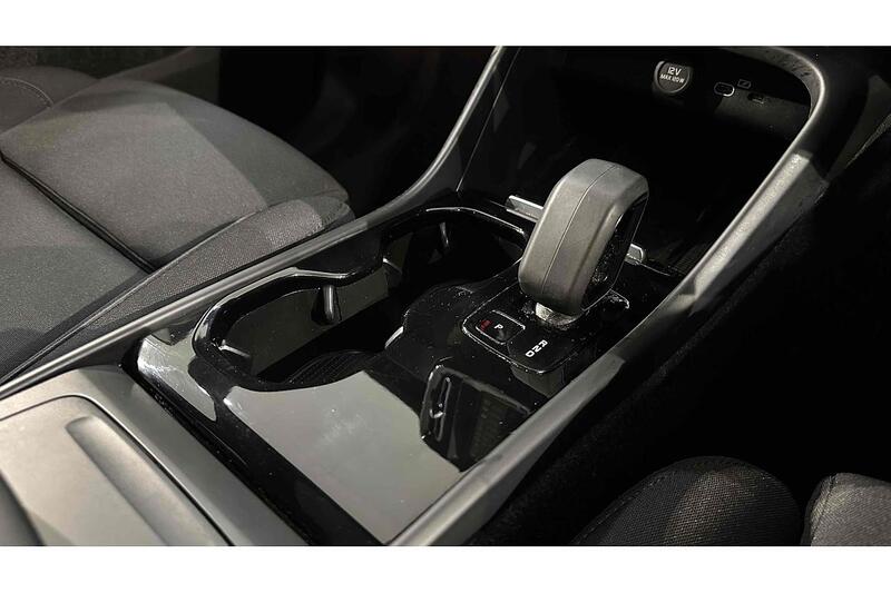 Volvo C40 Recharge 69kWh Plus SUV 5dr Electric Auto (231 ps) - U50