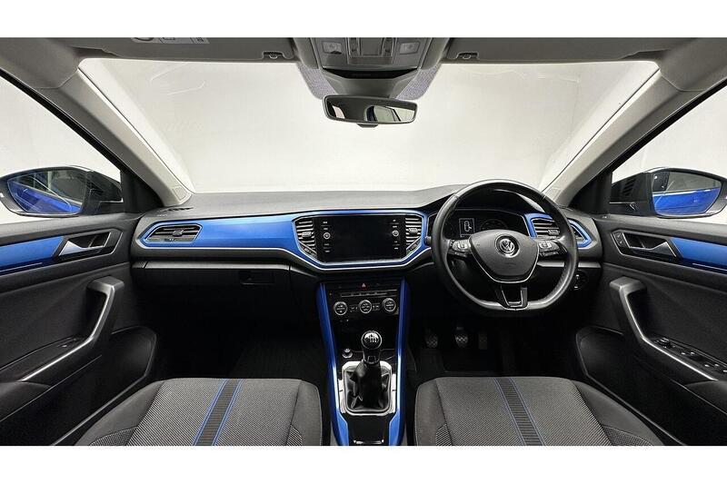 Volkswagen T-Roc 1.5 TSI GPF EVO Design SUV 5dr Petrol Manual Euro 6 (s/s) (150 ps) - U562
