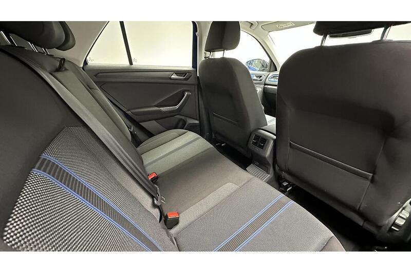 Volkswagen T-Roc 1.5 TSI GPF EVO Design SUV 5dr Petrol Manual Euro 6 (s/s) (150 ps) - U562