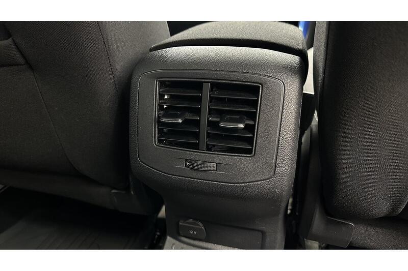 Volkswagen T-Roc 1.5 TSI GPF EVO Design SUV 5dr Petrol Manual Euro 6 (s/s) (150 ps) - U562