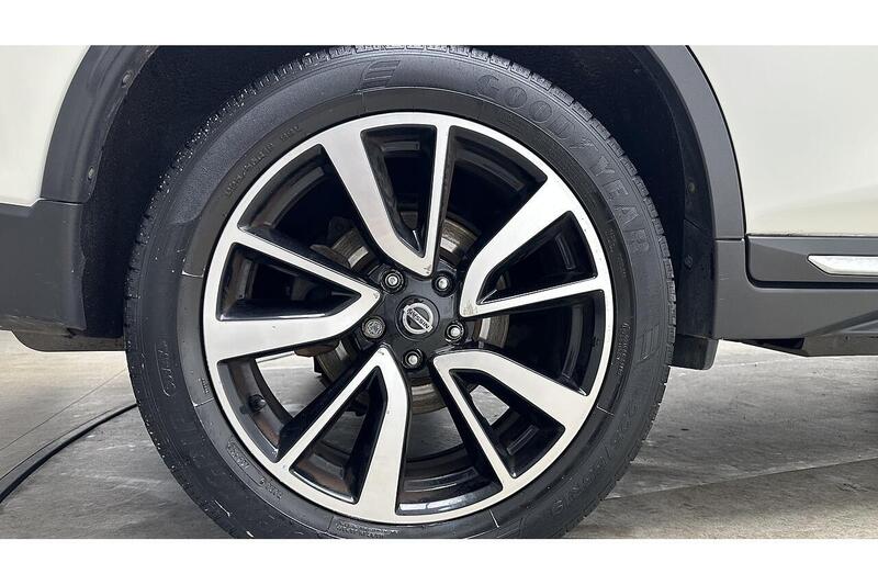 Nissan X-Trail 1.7 dCi Tekna SUV 5dr Diesel Manual Euro 6 (s/s) (150 ps) - U610