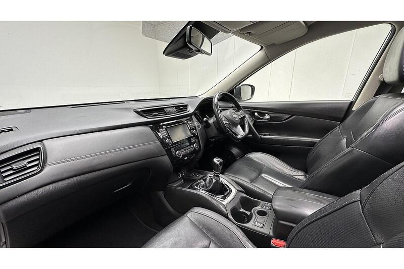 Nissan X-Trail 1.7 dCi Tekna SUV 5dr Diesel Manual Euro 6 (s/s) (150 ps) - U610