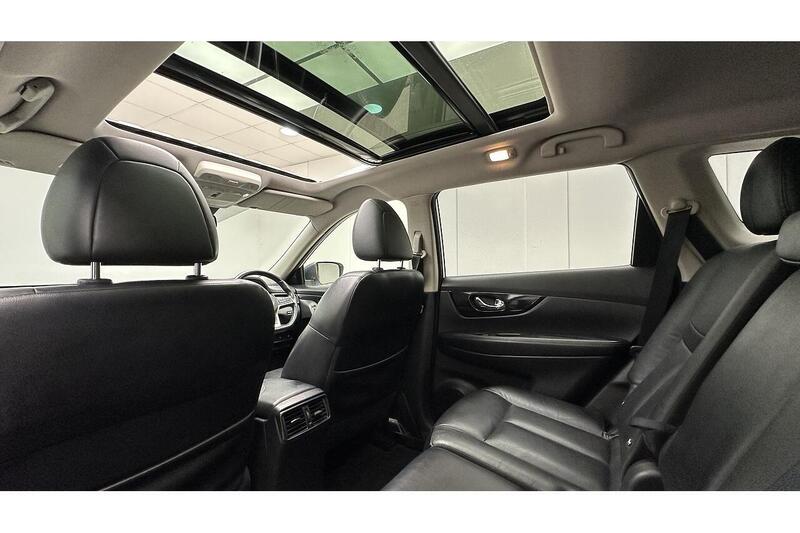 Nissan X-Trail 1.7 dCi Tekna SUV 5dr Diesel Manual Euro 6 (s/s) (150 ps) - U610