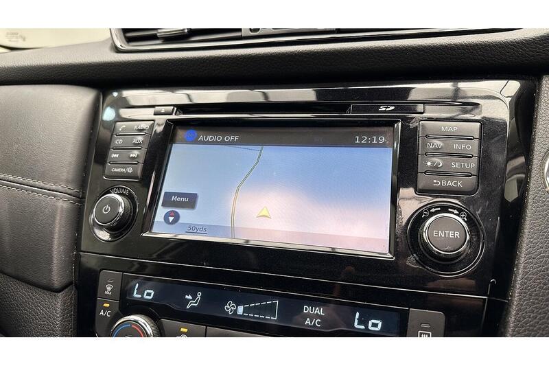 Nissan X-Trail 1.7 dCi Tekna SUV 5dr Diesel Manual Euro 6 (s/s) (150 ps) - U610