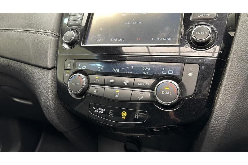 Nissan X-Trail 1.7 dCi Tekna SUV 5dr Diesel Manual Euro 6 (s/s) (150 ps) - U610