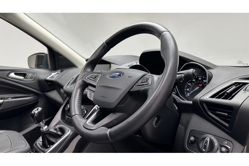 Ford Kuga 1.5T EcoBoost GPF Titanium X SUV 5dr Petrol Manual Euro 6 (s/s) (150 ps) - U613