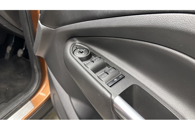 Ford Kuga 1.5T EcoBoost GPF Titanium X SUV 5dr Petrol Manual Euro 6 (s/s) (150 ps) - U613