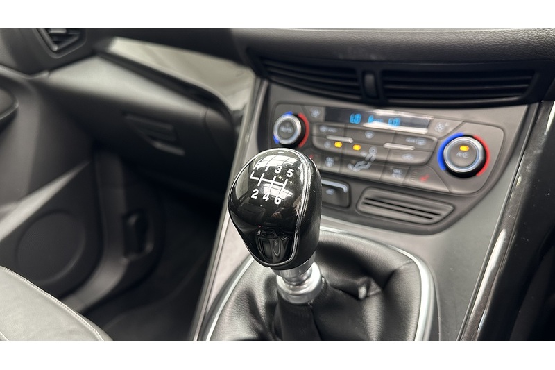 Ford Kuga 1.5T EcoBoost GPF Titanium X SUV 5dr Petrol Manual Euro 6 (s/s) (150 ps) - U613